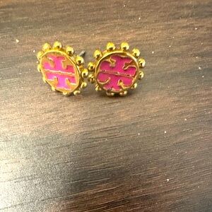 #toryburch stud earrings